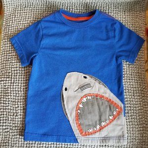 J. Khaki Shark T-shirt w Appliques Front/Back, 3T